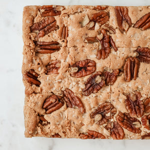 Pecan Blondie