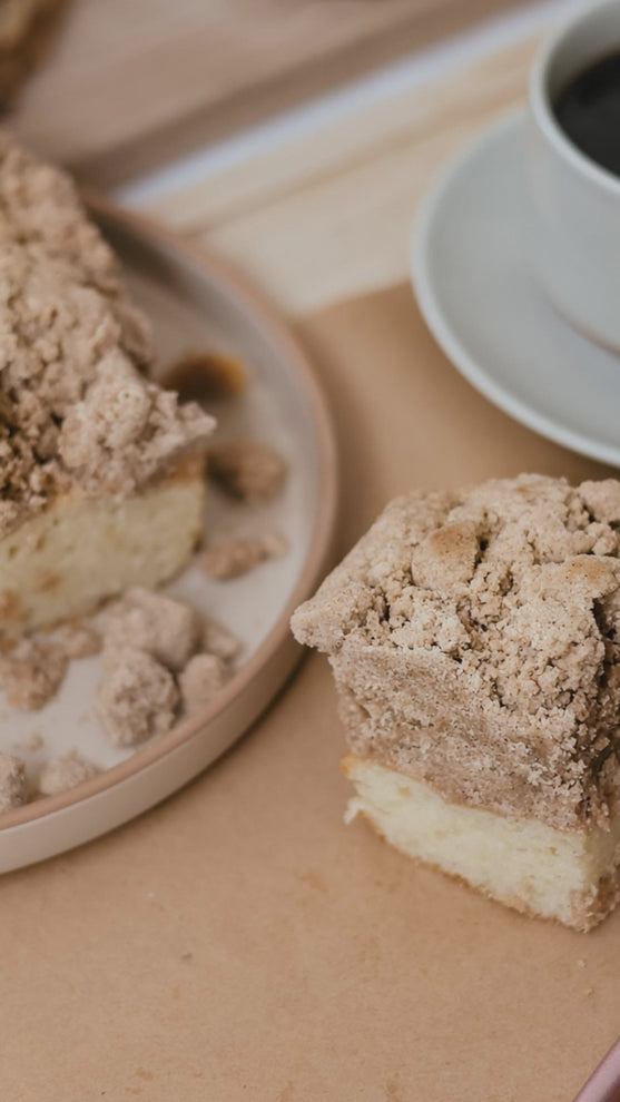 crumb cake, the best crumb cake in the world